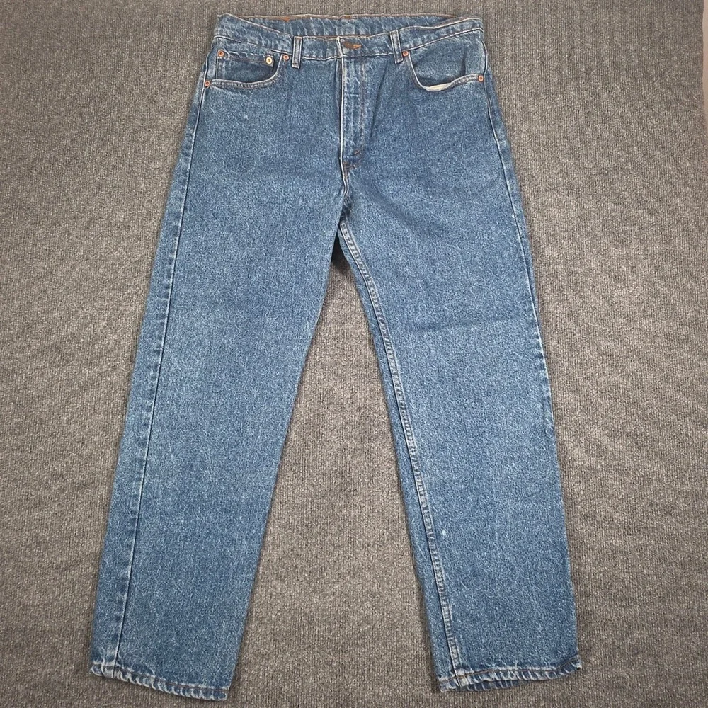 Vintage Levis 505 Jeans Mens 38x30 Medium Wash Blue Denim Straight Made in USA